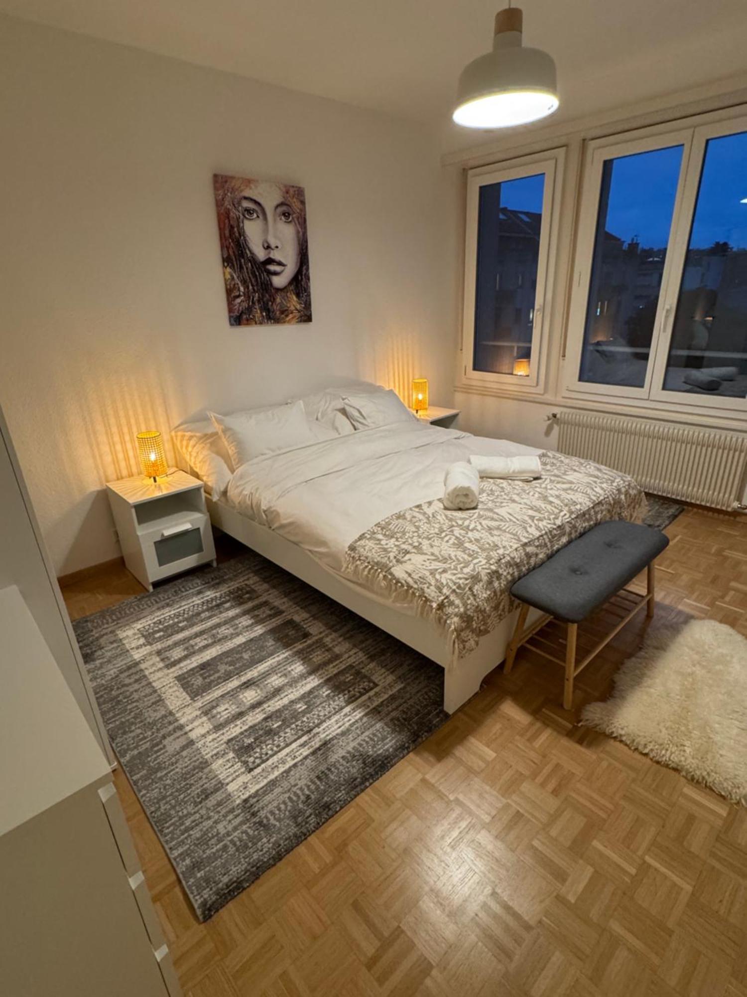 Amazing Location , Eauv-vives Appartement *