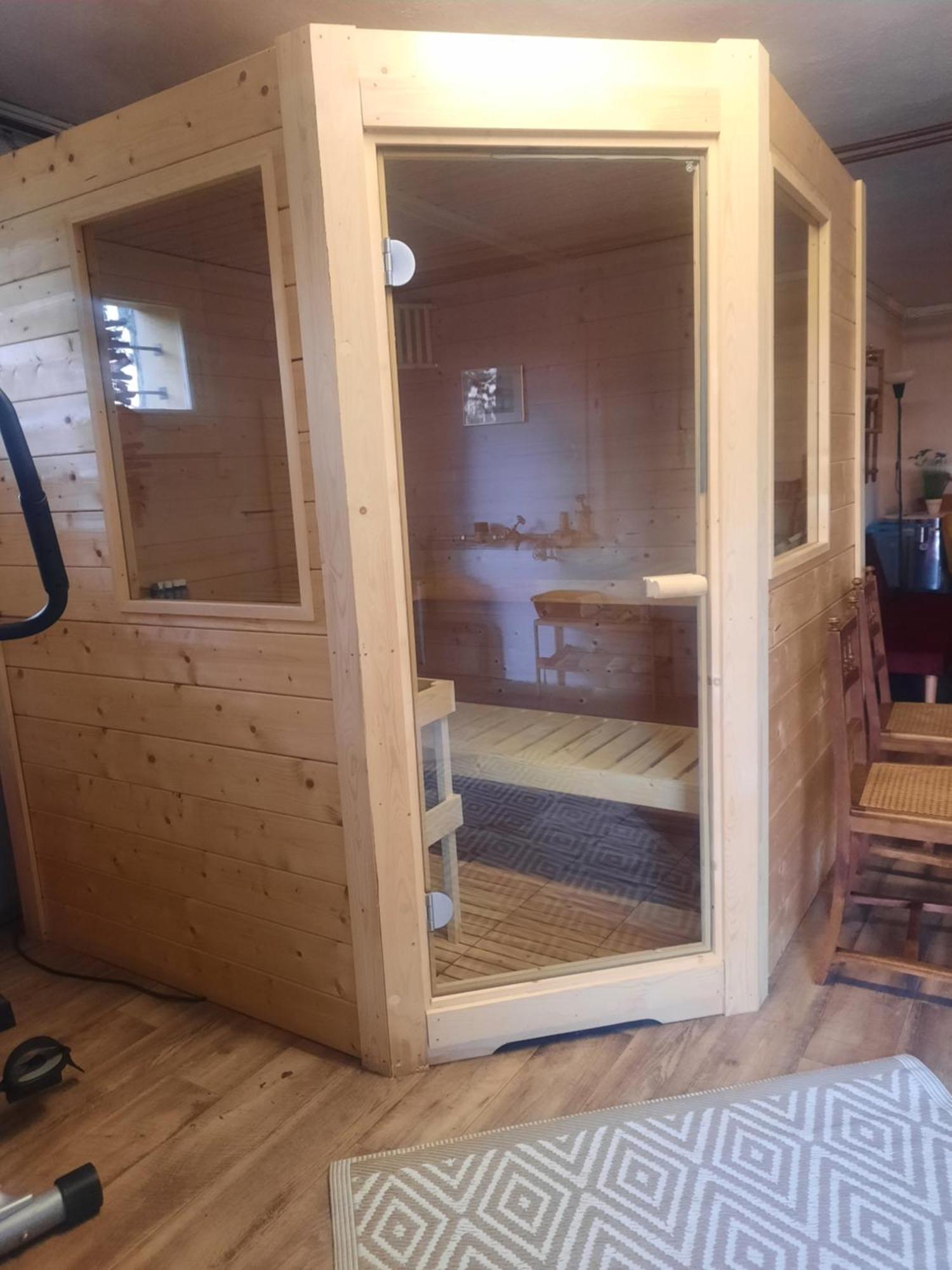 Espace Sauna, Jacuzzi, Terrasse * Genève