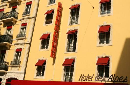 Des Alpes Hotel