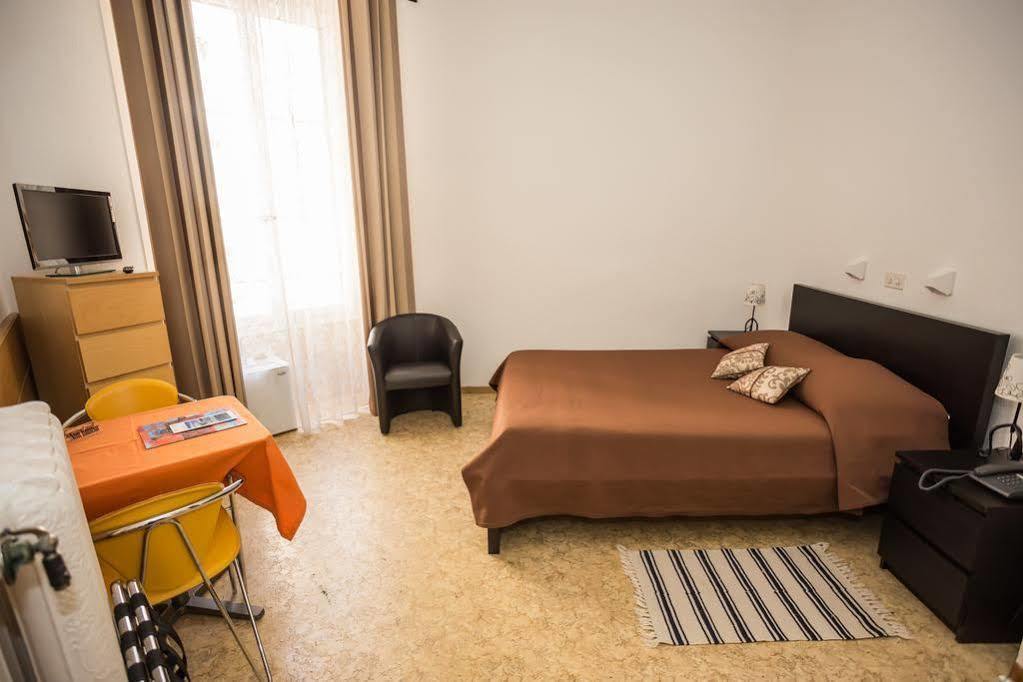 Des Tourelles Hotel