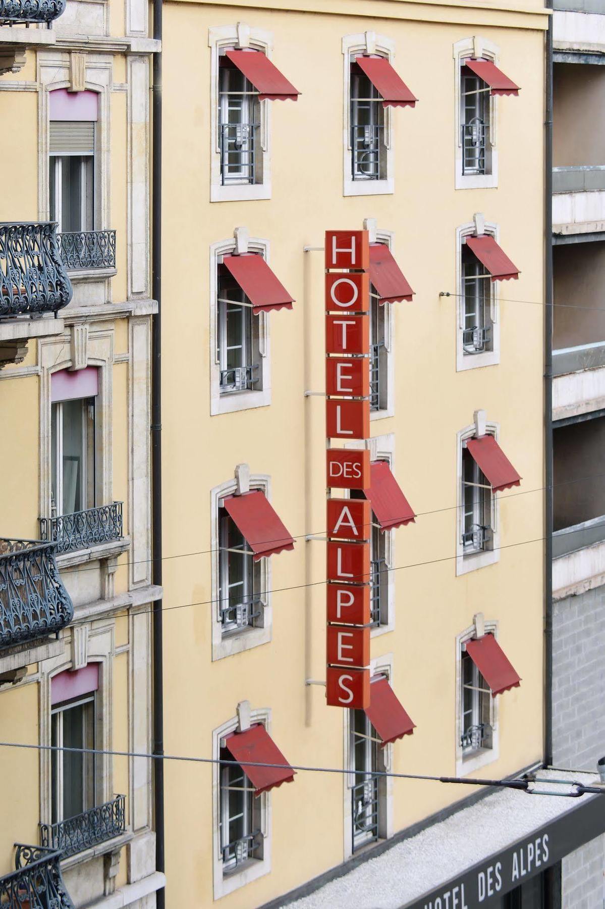 Des Alpes Hotel 3*