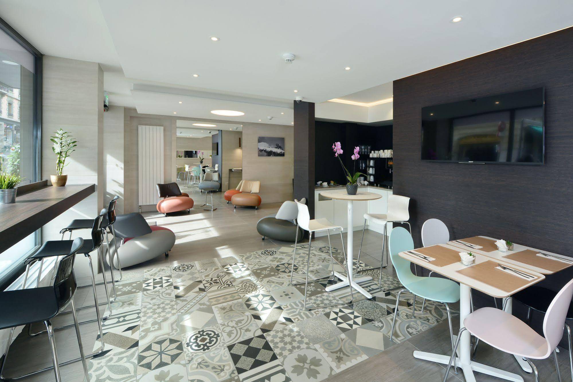 Des Alpes Hotel 3*