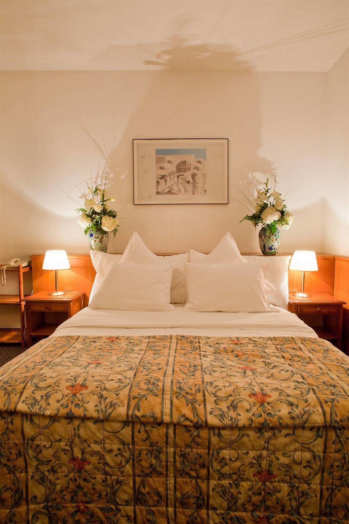 Sagitta Hotel 3*