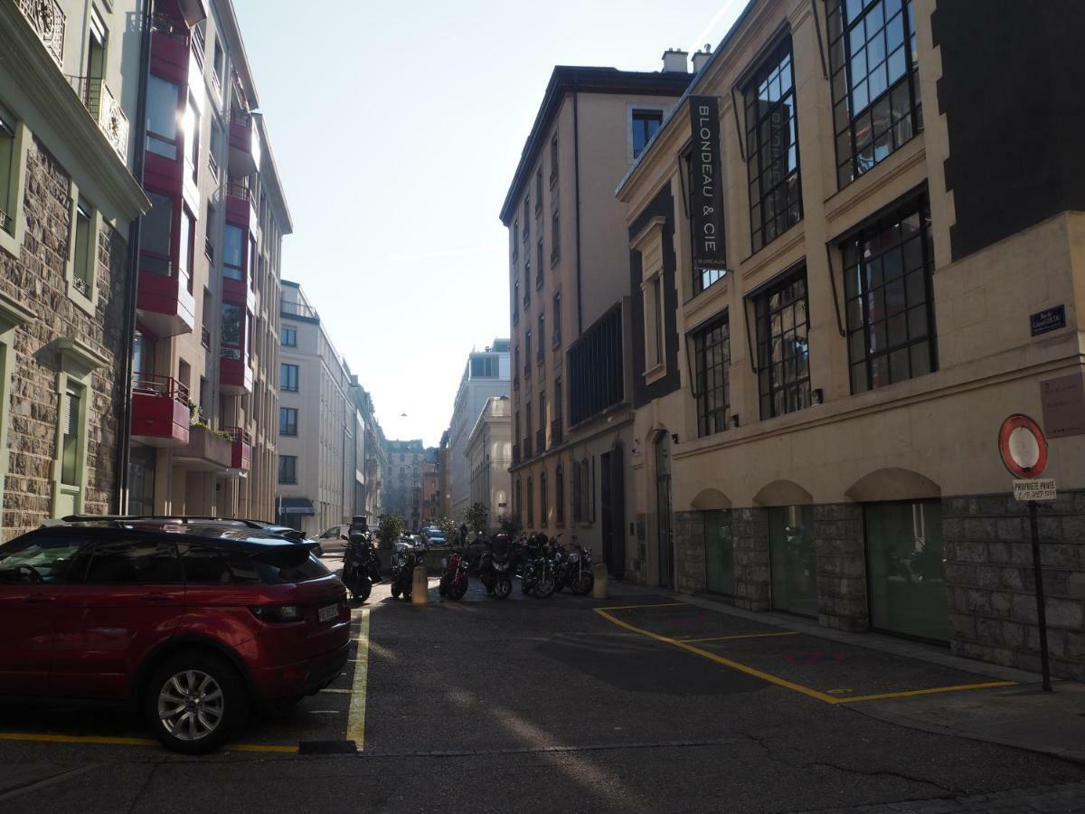 Magnifique Maison De Ville Avec Jardin Privé Appartement Genève