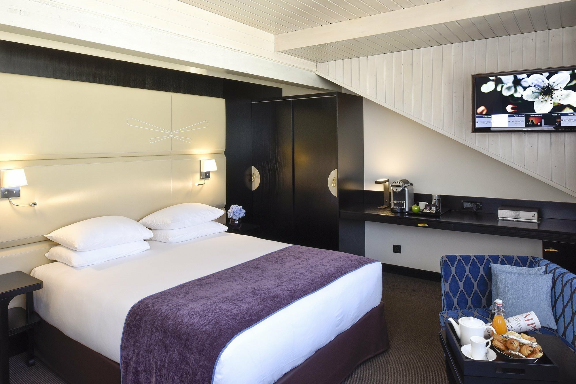 Tiffany Hotel 4*