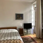 Studio Vieille-Ville Geneve