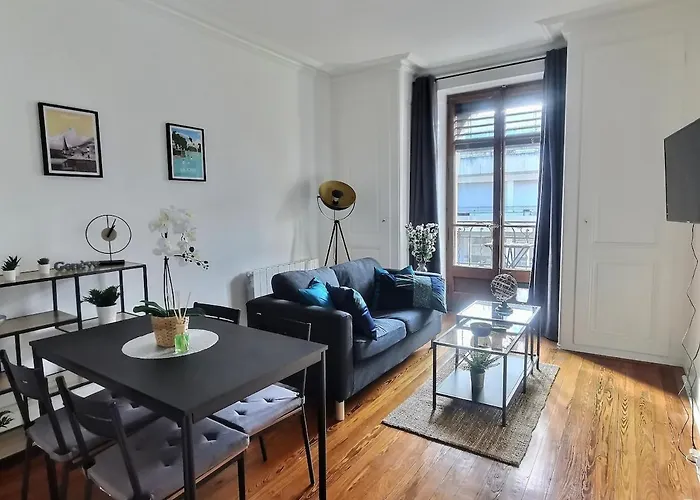 Pr 2 Bedroom, Plainpalais