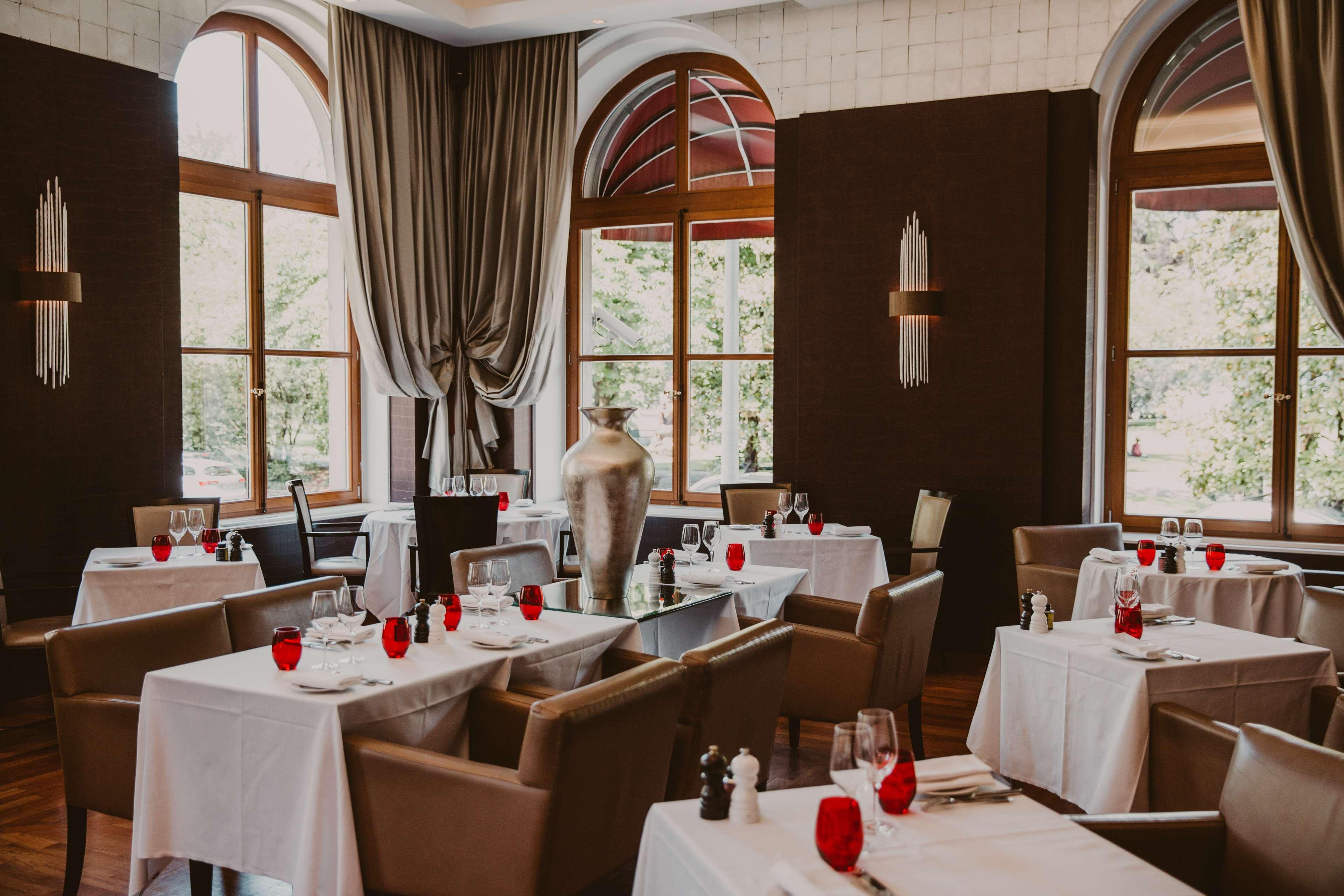 Métropole Hotel 5*