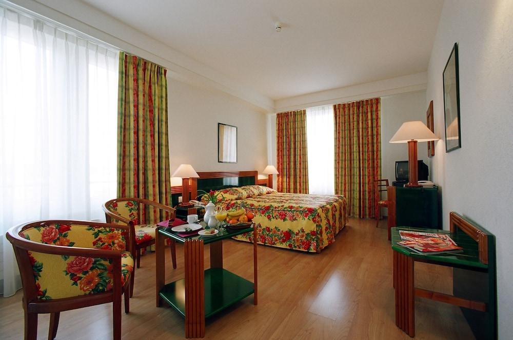 Suisse Hotel