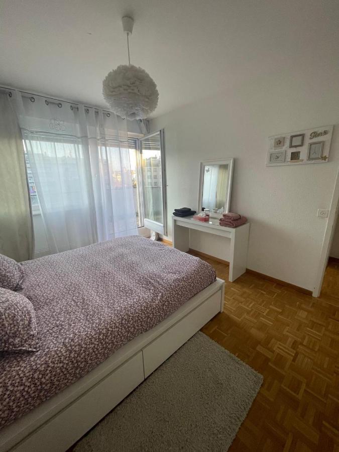 Two Bedroom Cozy Flat In The Heart Of Appartement Genève