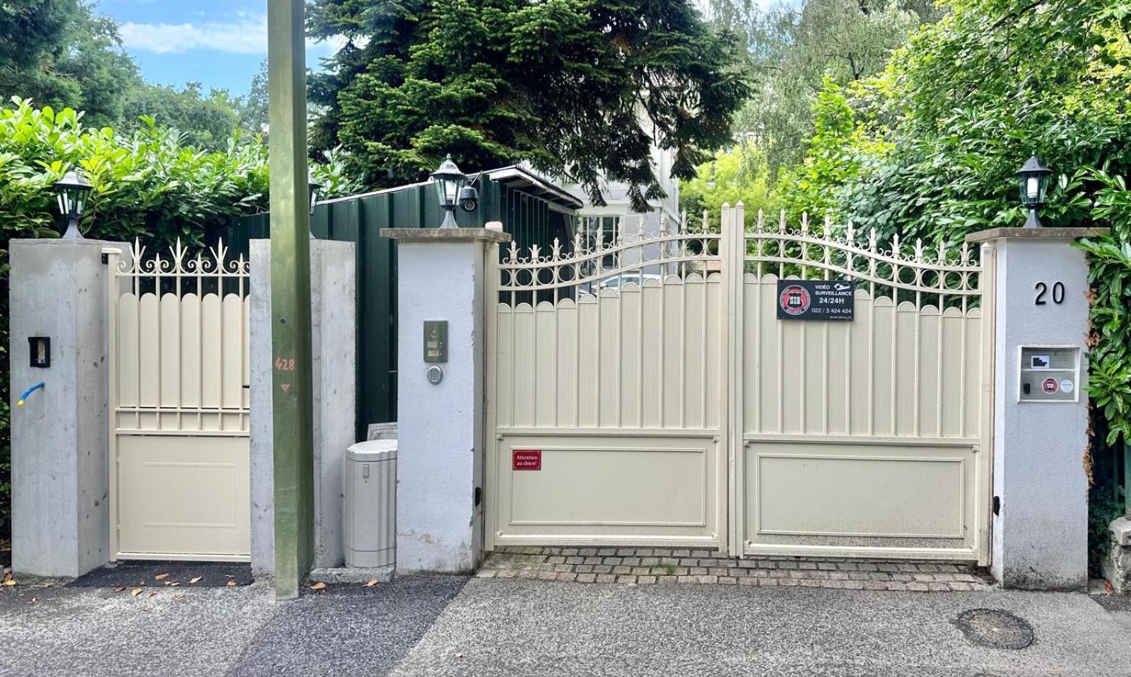 Montblanc Duplex Avec Jacuzzi * Genève