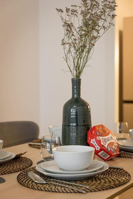 Stylish Lakeside By The Jet D'eau #2 Apartamento Genebra