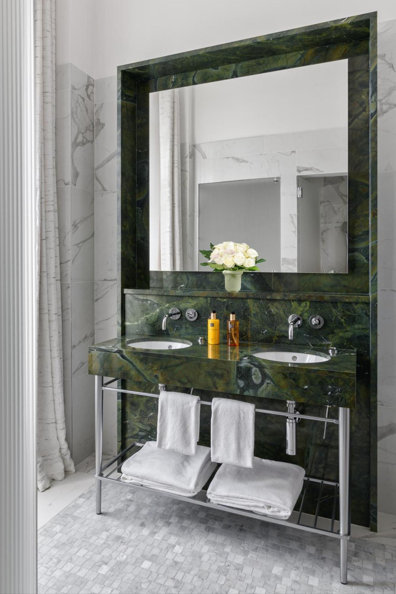 Hotel Métropole 5*