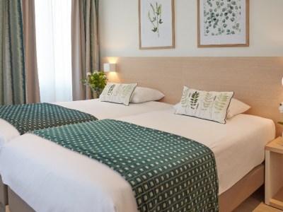 Suisse Hotel
