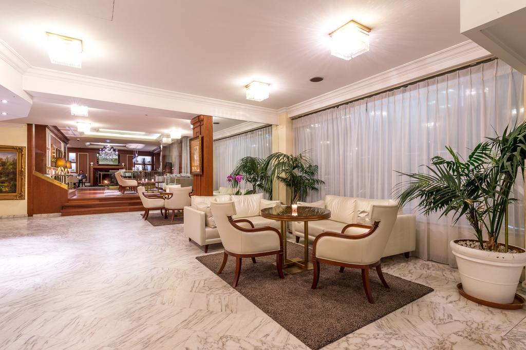 Century 4* Genève