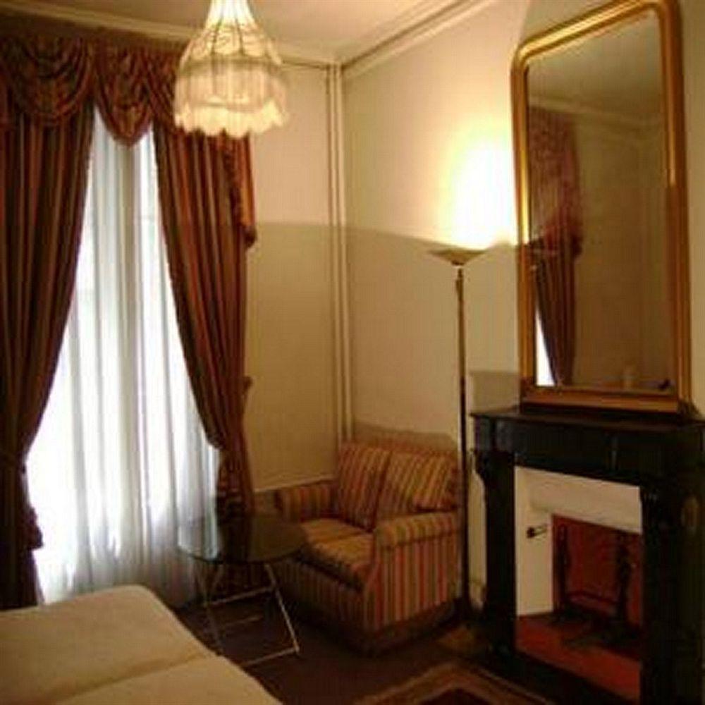Pax Hotel