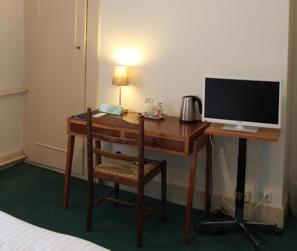 Pax Hotel