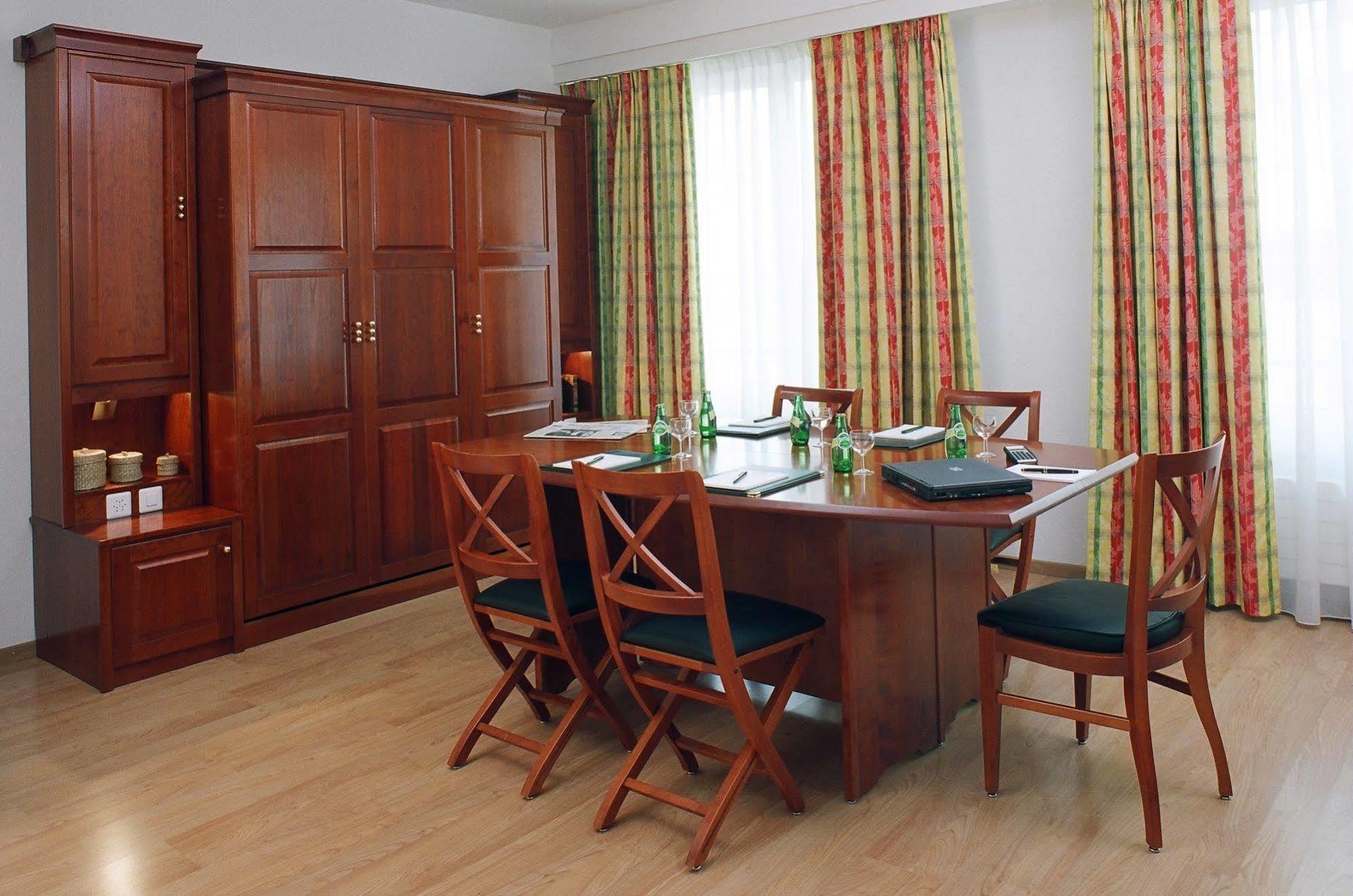 Hotel Suisse 3*