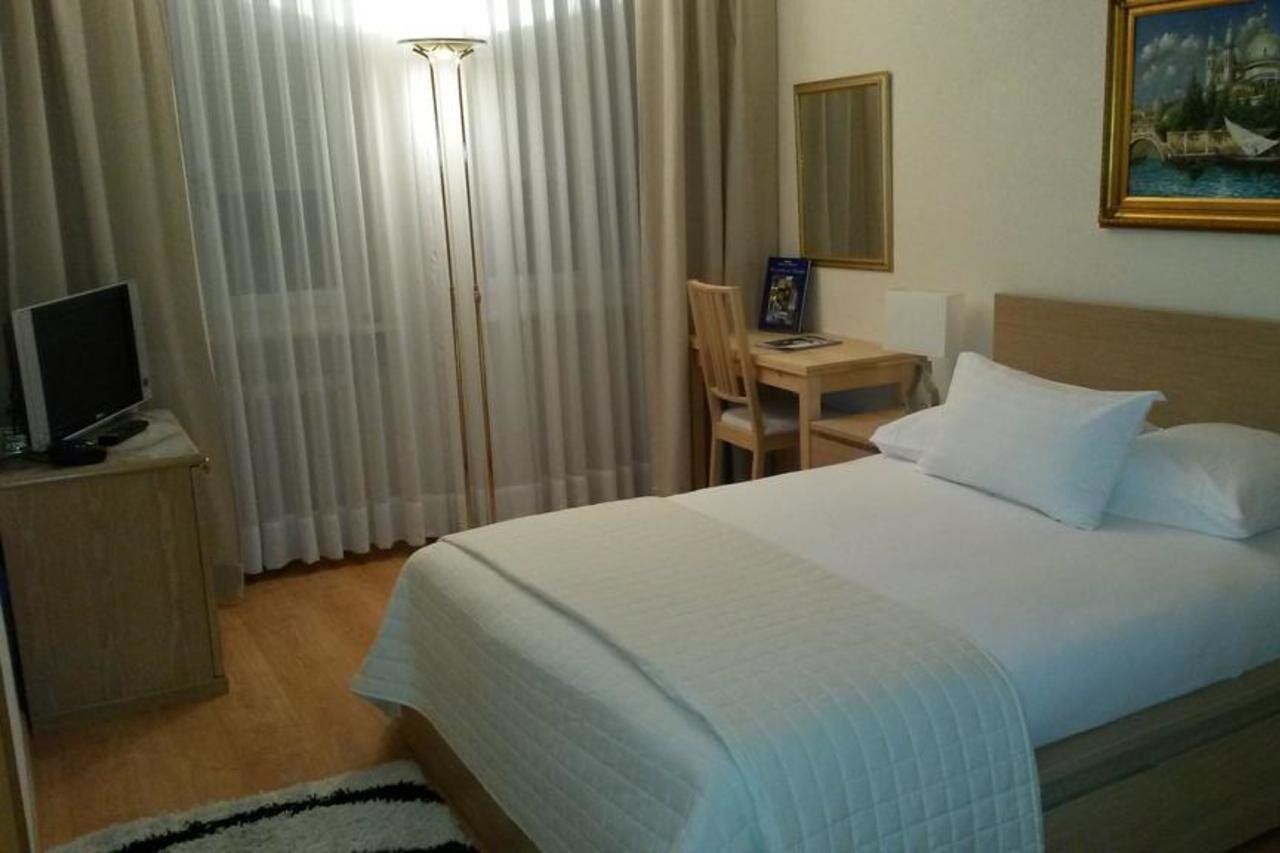 Hotel Century